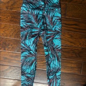 Lululemon Wunder Under Leggings Size 8